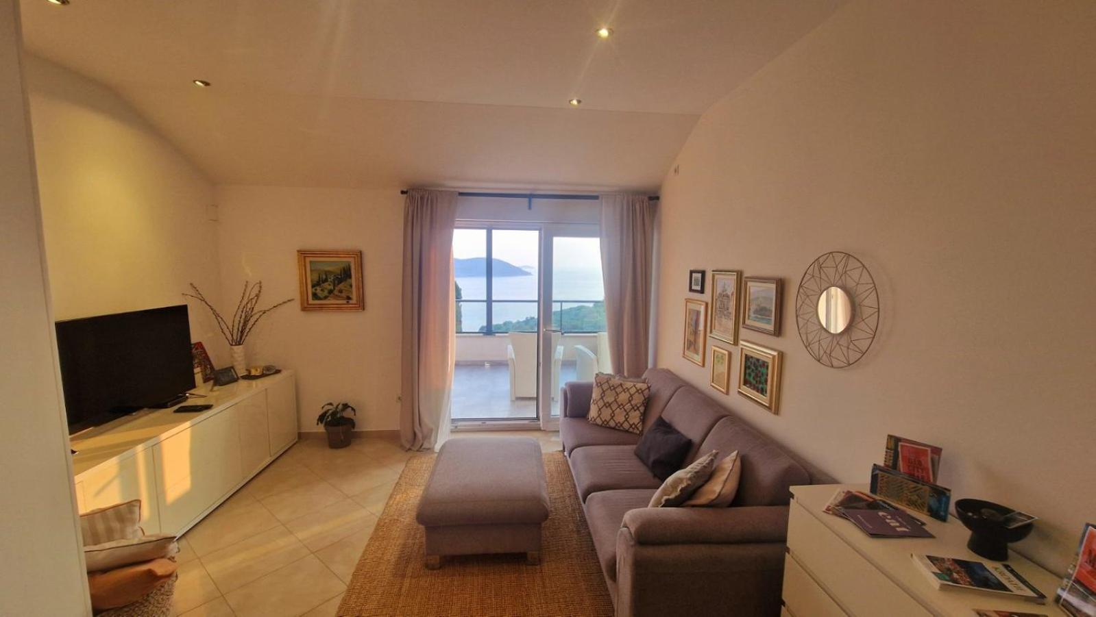 Apartment Mara Orasac Bagian luar foto