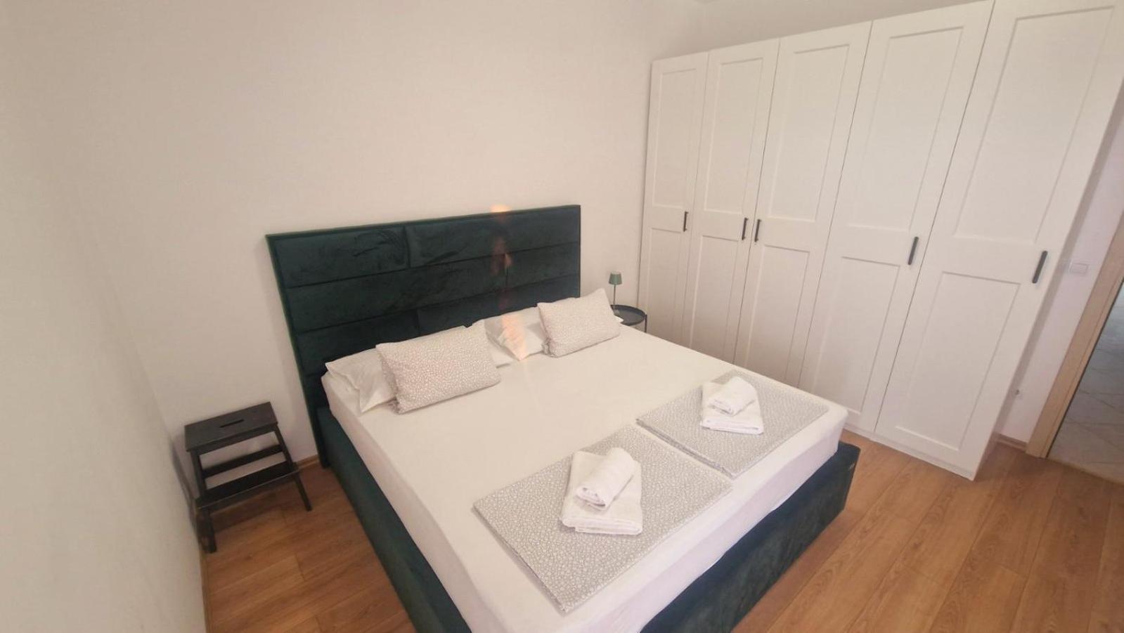 Apartment Mara Orasac Bagian luar foto